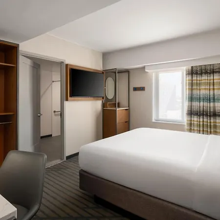 Hotel Hampton Long Island Ny *