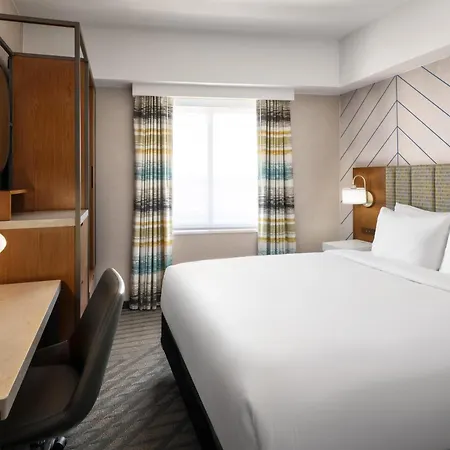 Hotel Hampton Long Island Ny *