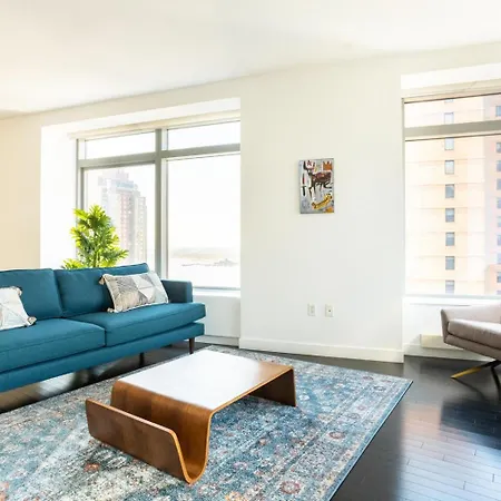 Tribeca 1br W Roof Deck Nr World Trade Center Nyc-1356 *