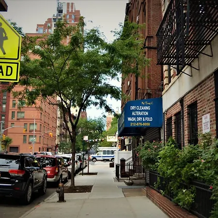 Apartment Stylish One Bedroom On Ues *