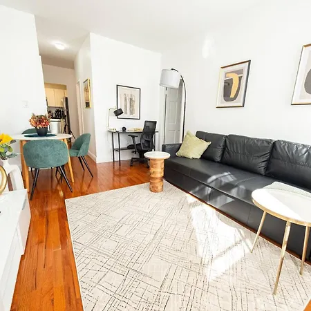 Stylish One Bedroom On Ues *