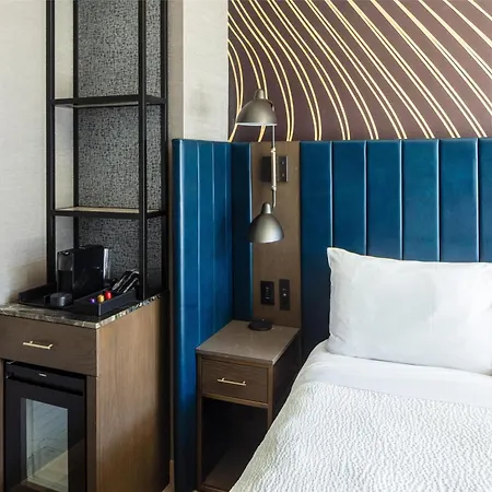 Tempo By Hilton Times Square Hotel New York