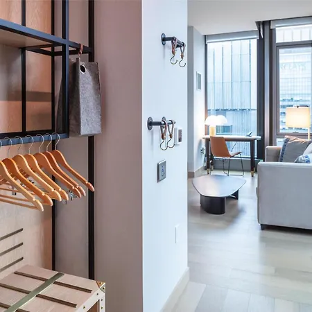 Tempo By Hilton Times Square Hotel 4*