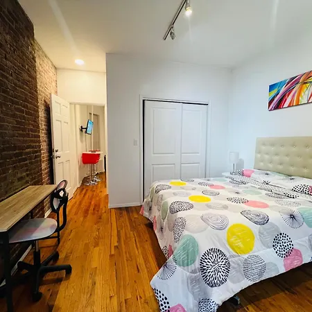 Fifty West Apartment *