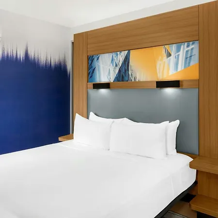 Hotel Aloft By Marriott New York Brooklyn 3*