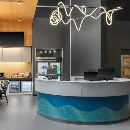 Hotel Aloft By Marriott New York Brooklyn