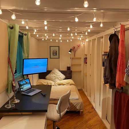 Hostel Maria *