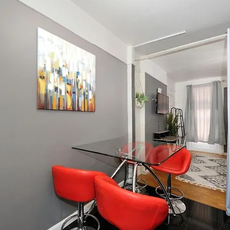 Furnished 2 Bedroom In Lennox Hill, June To Aug 90 Days Required * New York