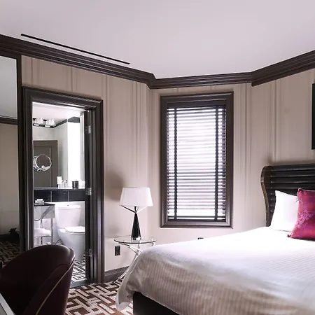 The Iroquois Times Square, A Small Luxury Hotel 5*