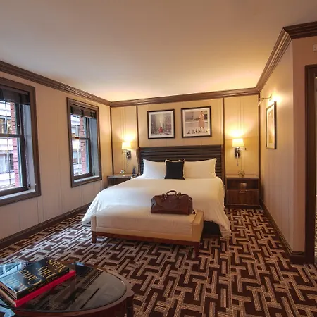 The Iroquois Times Square, A Small Luxury Hotel Hotel