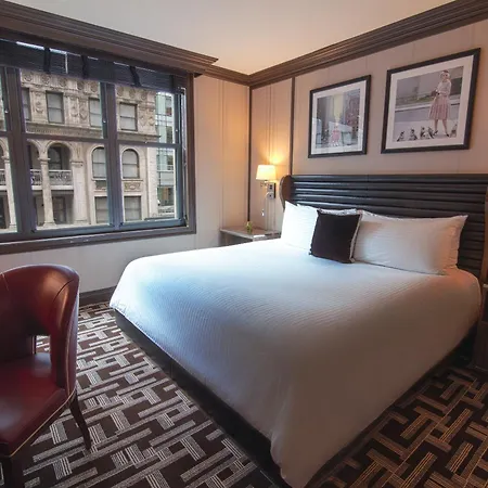 The Iroquois Times Square, A Small Luxury Hotel Hotel