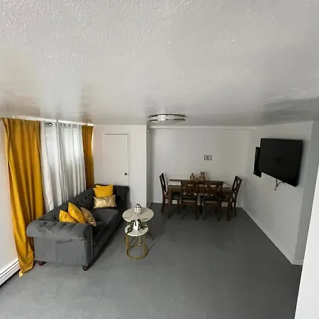 Luxury 2-bedroom And 1-bathroom Apartment