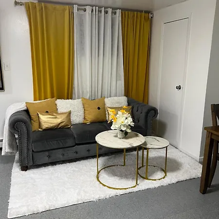 Apartment Luxury 2-bedroom And 1-bathroom