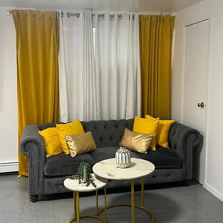 Luxury 2-bedroom And 1-bathroom Apartment