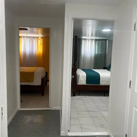Apartment Luxury 2-bedroom And 1-bathroom *