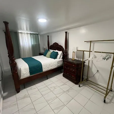 Apartment Luxury 2-bedroom And 1-bathroom *