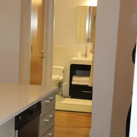Luxury Three Bedroom In Midtown Near Time Square