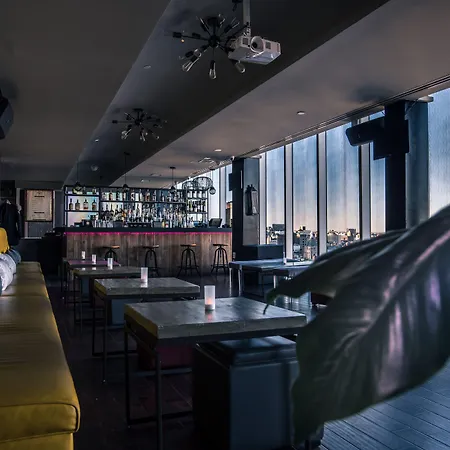 Wyndham Garden Chinatown Hotel 4*
