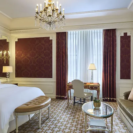 5th & 55th Club Hotel New York