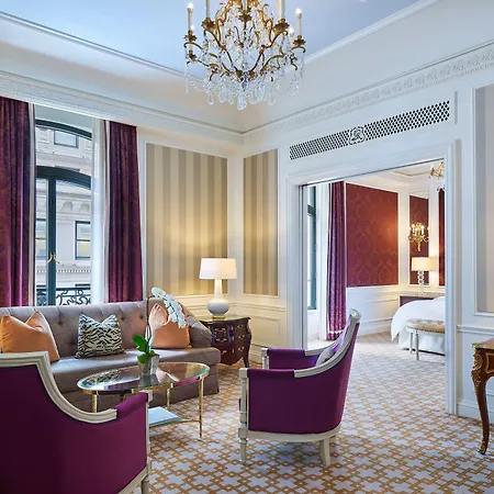 Hotel 5th & 55th Club New York