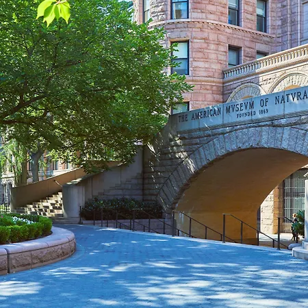 5th & 55th Club Hotel New York