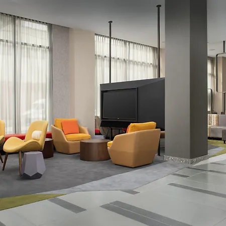 Springhill By Marriott Queens Hotel 3*