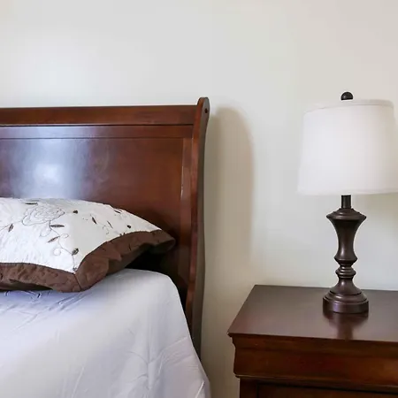 Immaculate Furnished 1-bedroom Apartment