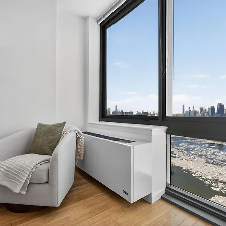 Apartment Long Island 1 Bedroom W Work Setup By Anyplace - 11743