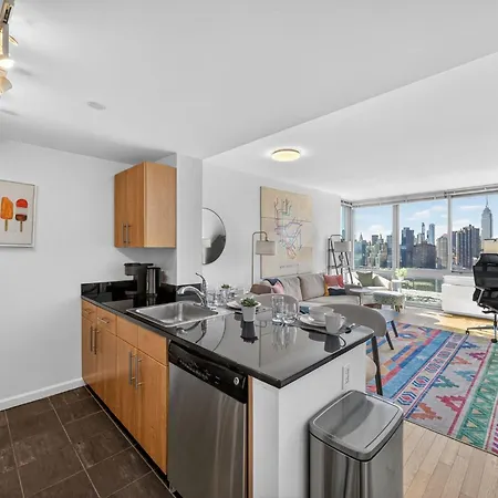 Long Island 1 Bedroom W Work Setup By Anyplace - 11743 Apartment