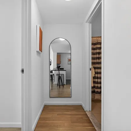Long Island 1 Bedroom W Work Setup By Anyplace - 11743 * New York