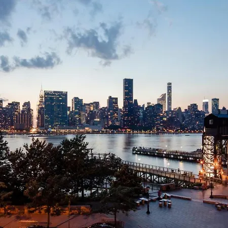 Long Island 1 Bedroom W Work Setup By Anyplace - 11743 New York