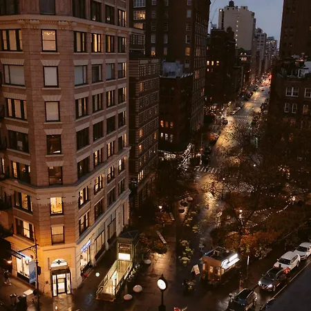 Smyth Tribeca