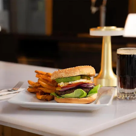 Hotel Newly Renovated Embassy By Hilton Manhattan Times Square 4*