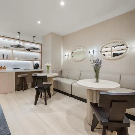 17john Aparthotel 4*