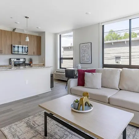 Landing Apartments - The Botanic Apartment *