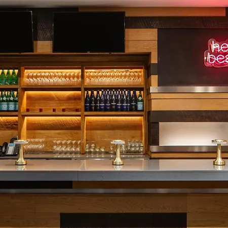 Hotel Newly Renovated Embassy By Hilton Manhattan Times Square 4*
