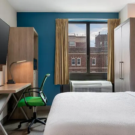 Express & Bronx - Barnabas Area By Ihg Hotel