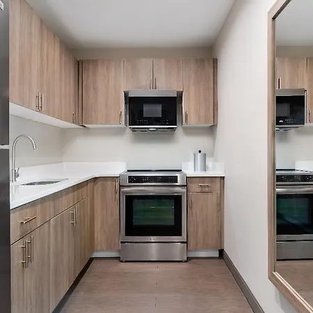 Express & Bronx - Barnabas Area By Ihg New York