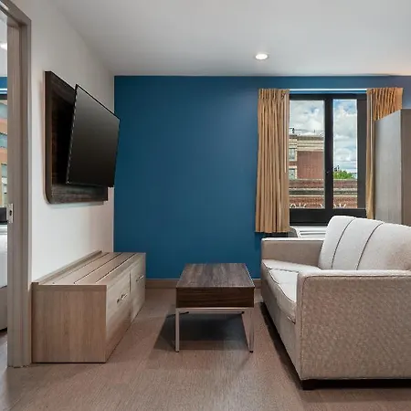Express & Bronx - Barnabas Area By Ihg Hotel 2*