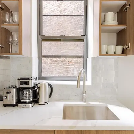 Blueground Soho Wd Ac Nr Landmarks Nyc-1828 Apartment New York