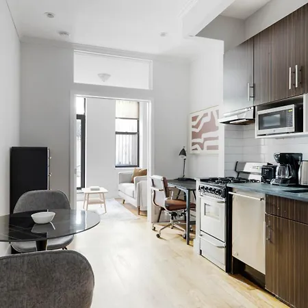 Blueground Hells Kitchen Terrace Nr Times Square Nyc-2062 Apartment New York