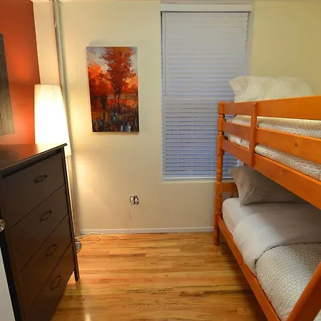 Apartment Lovely Two Bedroom Apt New York
