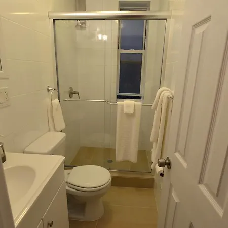 Lovely Two Bedroom Apt