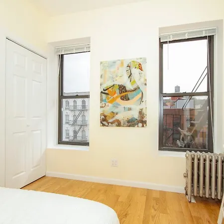 East Village Amazing 2 Bedroom *