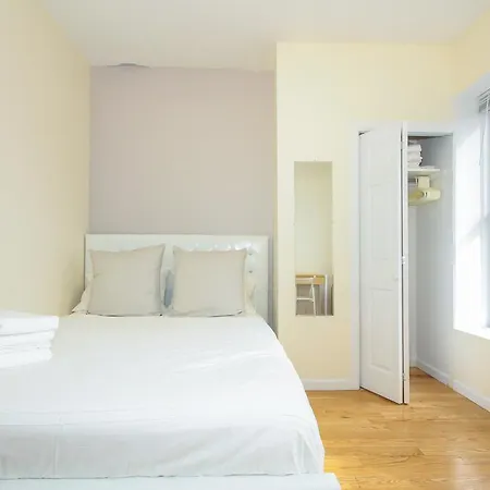 East Village Amazing 2 Bedroom Apartment
