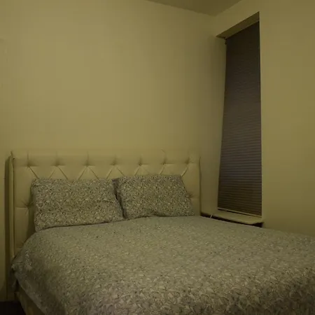 Two Bedroom - Hell's Kitchen New York