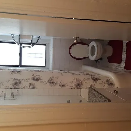 Apartment Wawa Realty Brooklyn 1