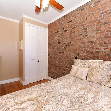 Midtown West 4 Bed 2 Bath