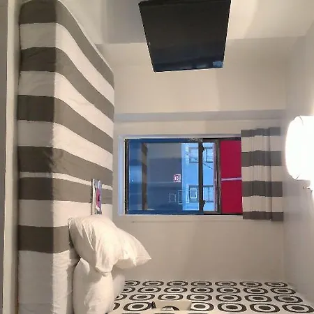 Chelsea Star Hotel 2*