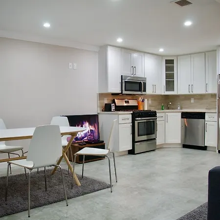 Harman Street House Apartment New York
